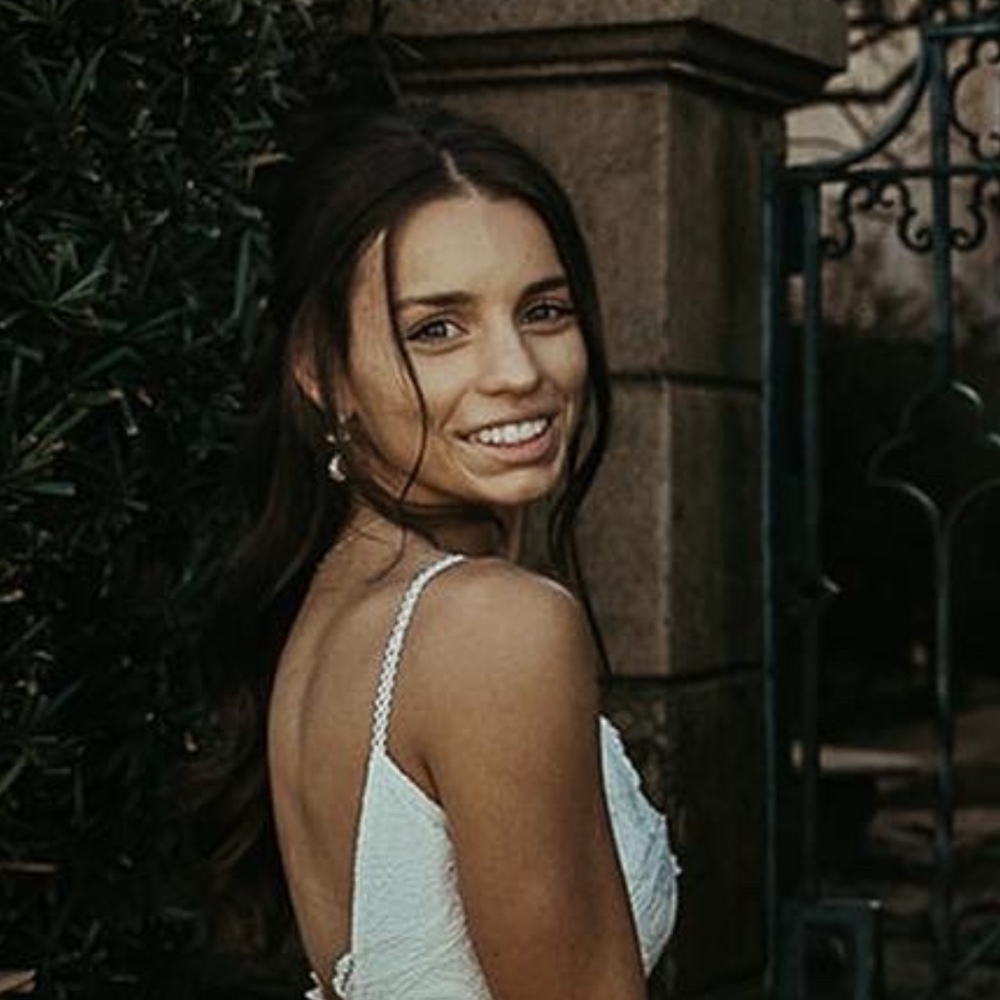 Meet your Posher, Madison